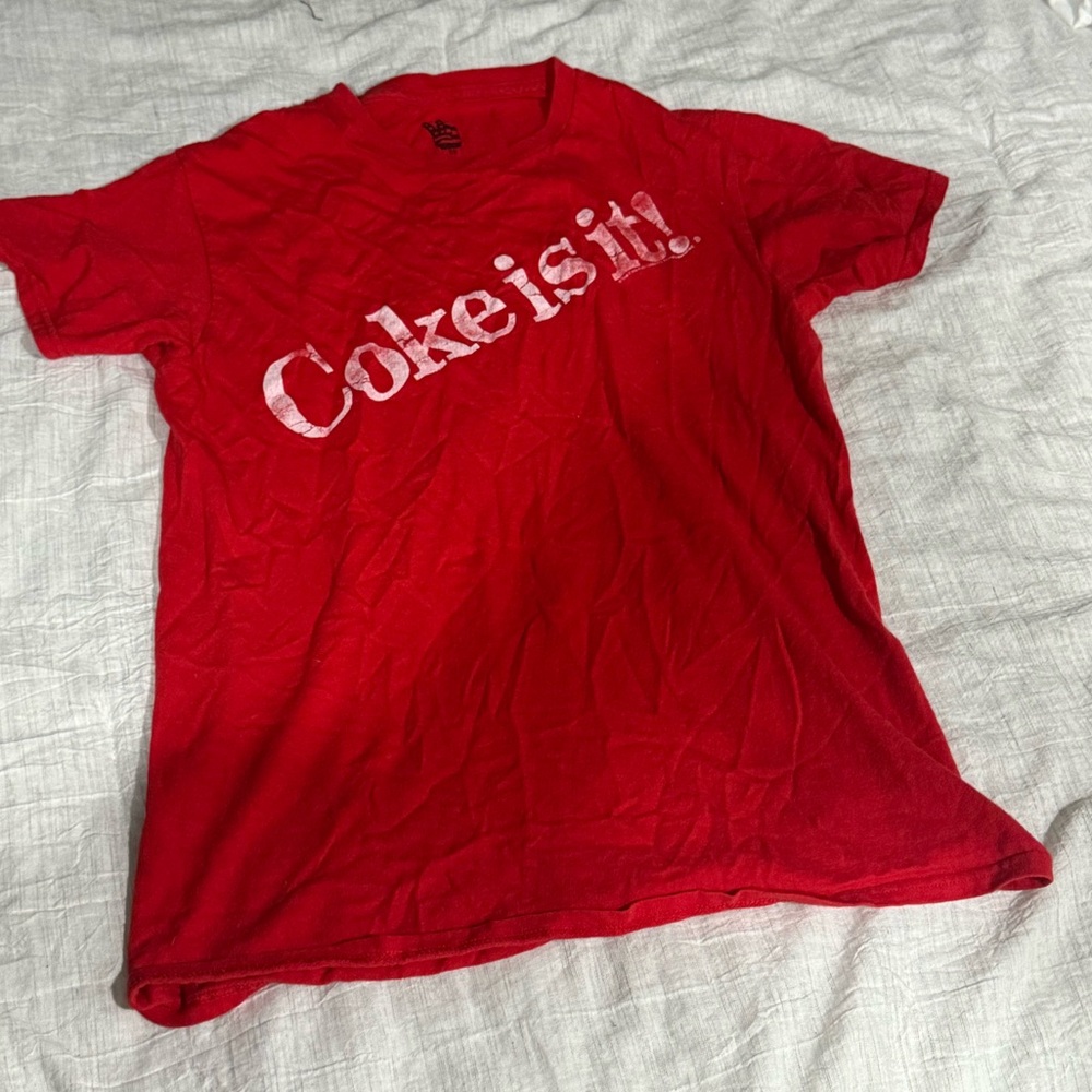 “Coke is it!” Graphic T-Shirt